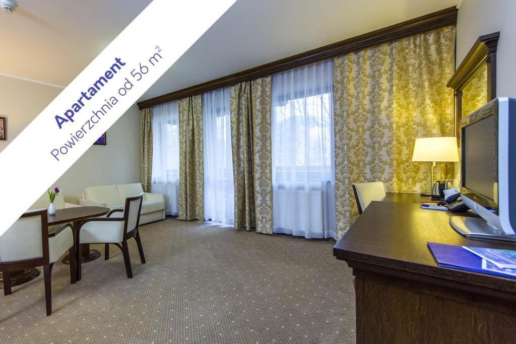 Crocus Hotel